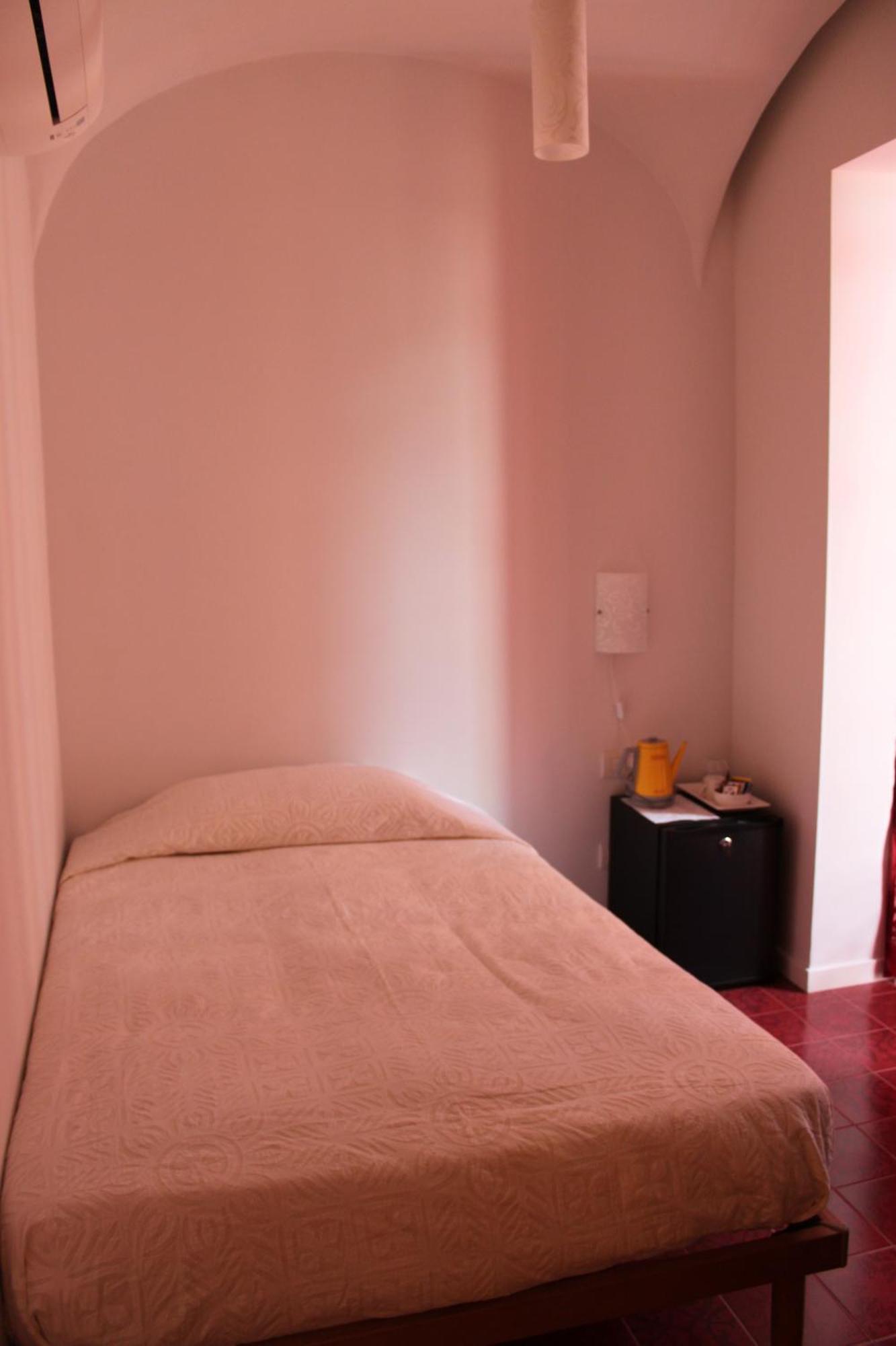 Abracadabra Tortona Bed and Breakfast Milano Eksteriør billede